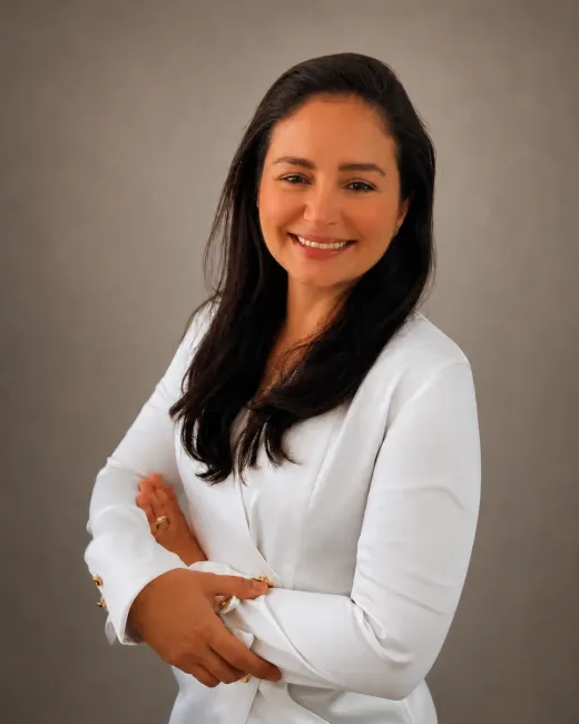Greice Cristina Tarabay Bisson